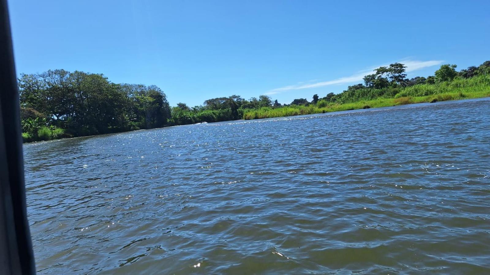 Laguna Caldera Lodge Siqurres Da Alegria Экстерьер фото